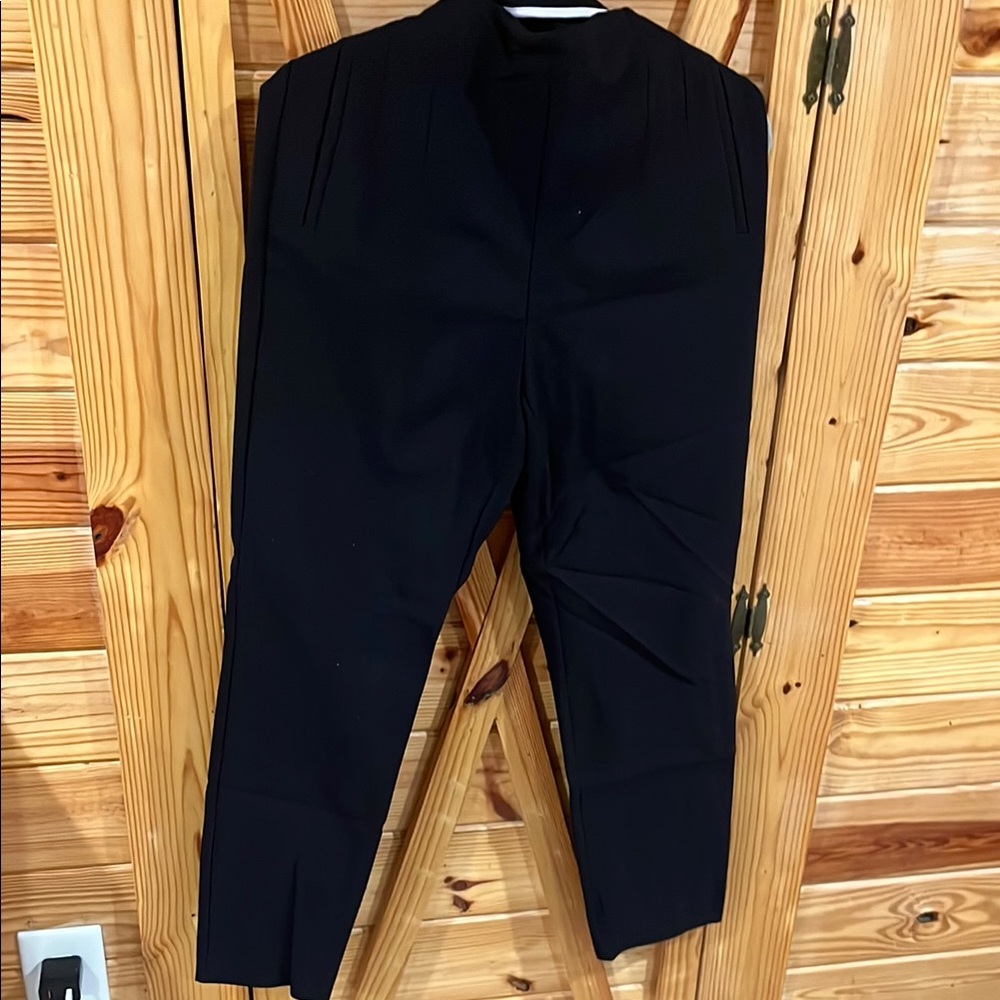 Rachel Zoe Black Dress Pants Straight Leg w Pleated Design on Pockets